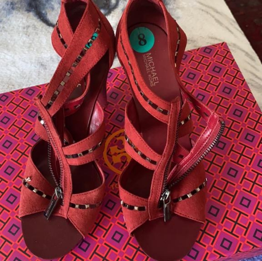 Micheal kors sandals for womens